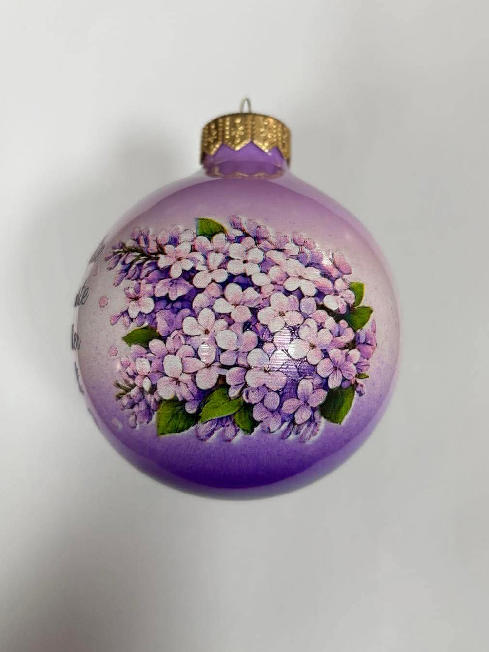 Lila Flieder-Ornament für Oma