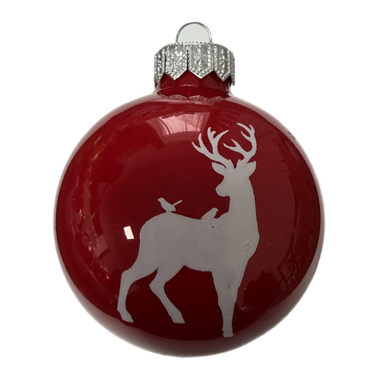 Premium Weihnachtskugel mit elegantem Rentiermotiv