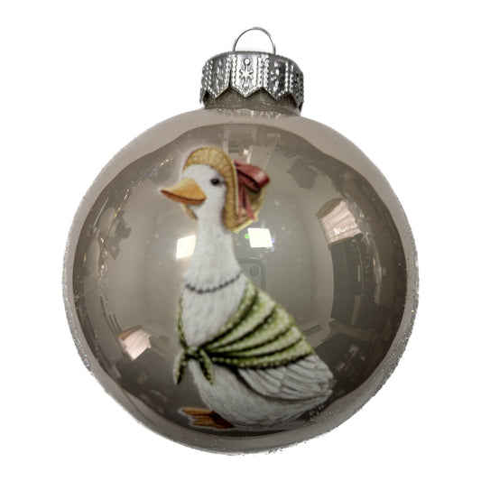 Gänsedame mit Stil - Premium Weihnachtskugel - Candy-Zauber