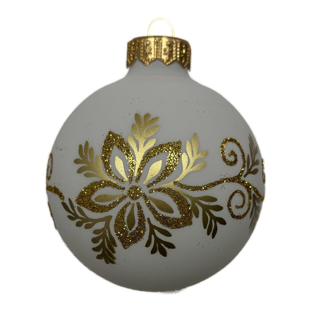 Premium Weihnachtskugel mit detailreicher goldener Blüte