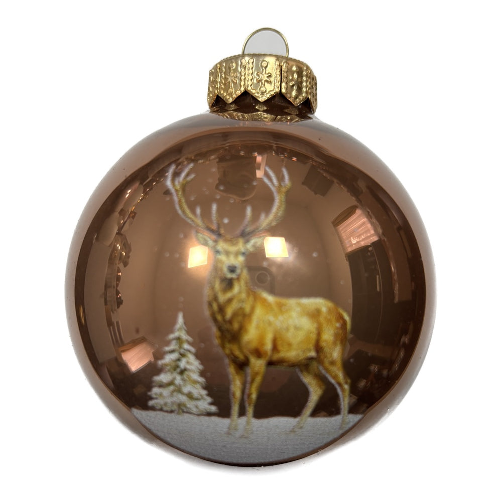 Wächter des Winterwaldes  - Premium Weihnachtskugel haselnussbraun - Waldzauber