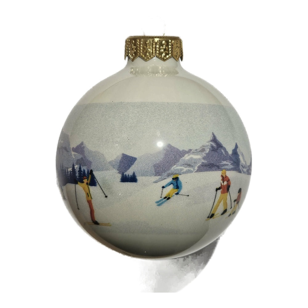 Premium Weihnachtskugel Winterzauber auf der Skipiste